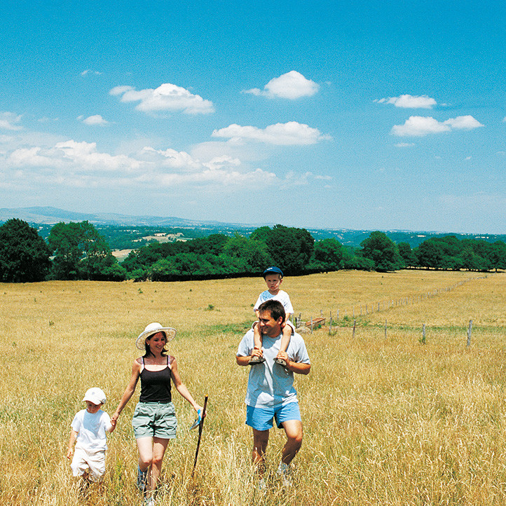 location vacances brommat residence activite